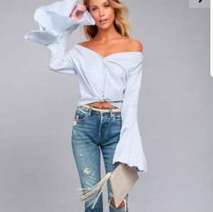 Bell sleeve top